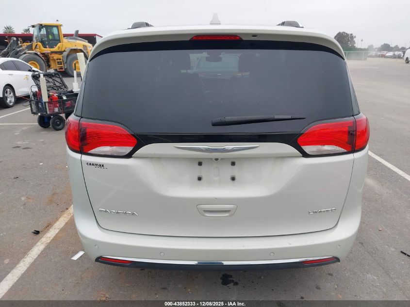 2017 Chrysler Pacifica Limited VIN: 2C4RC1GGXHR616328 Lot: 43852333