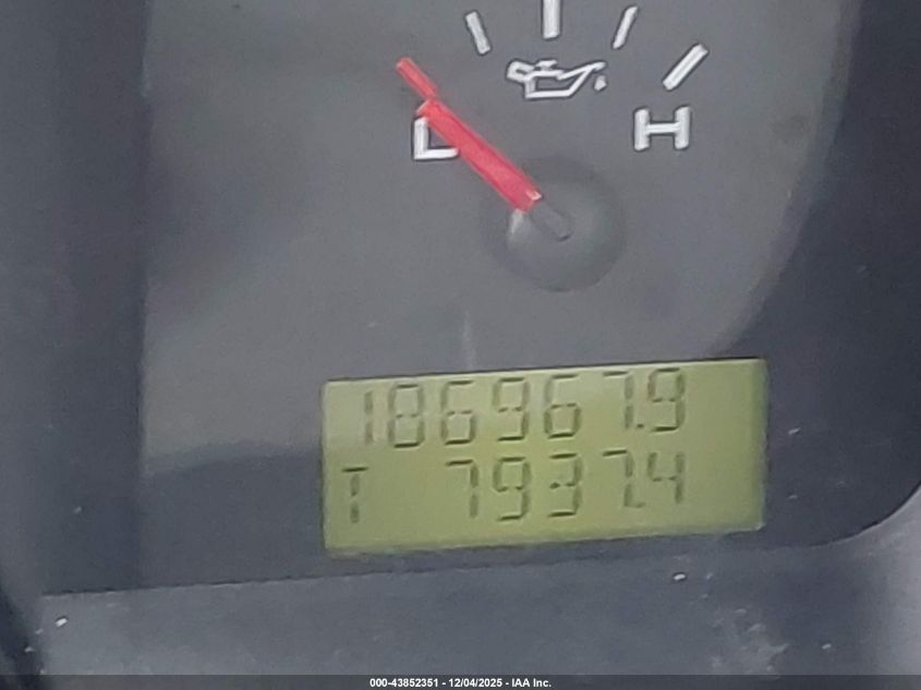 2004 Ford F-150 Stx/Xl/Xlt VIN: 1FTRX12W64NB30609 Lot: 43852351