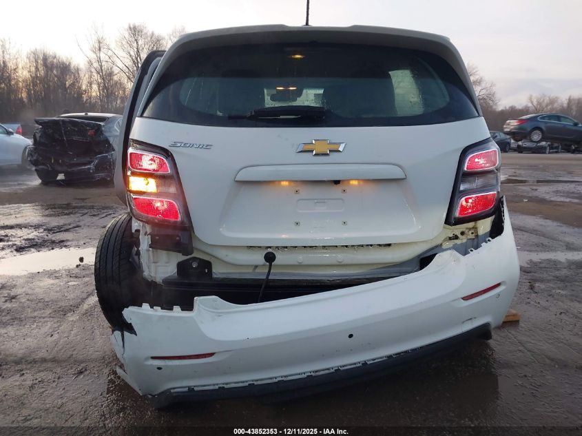 2019 Chevrolet Sonic Lt Auto VIN: 1G1JG6SB3K4137570 Lot: 43852353