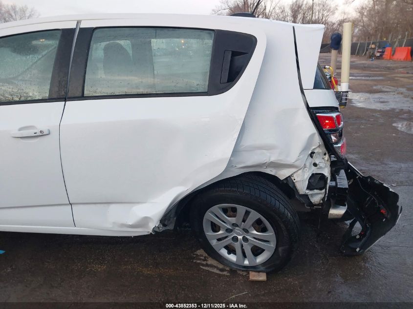 2019 Chevrolet Sonic Lt Auto VIN: 1G1JG6SB3K4137570 Lot: 43852353