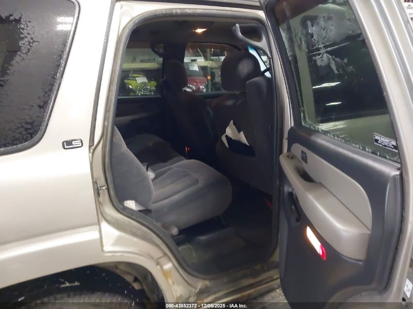 2002 Chevrolet Tahoe Ls VIN: 1GNEK13Z22J235892 Lot: 43852372