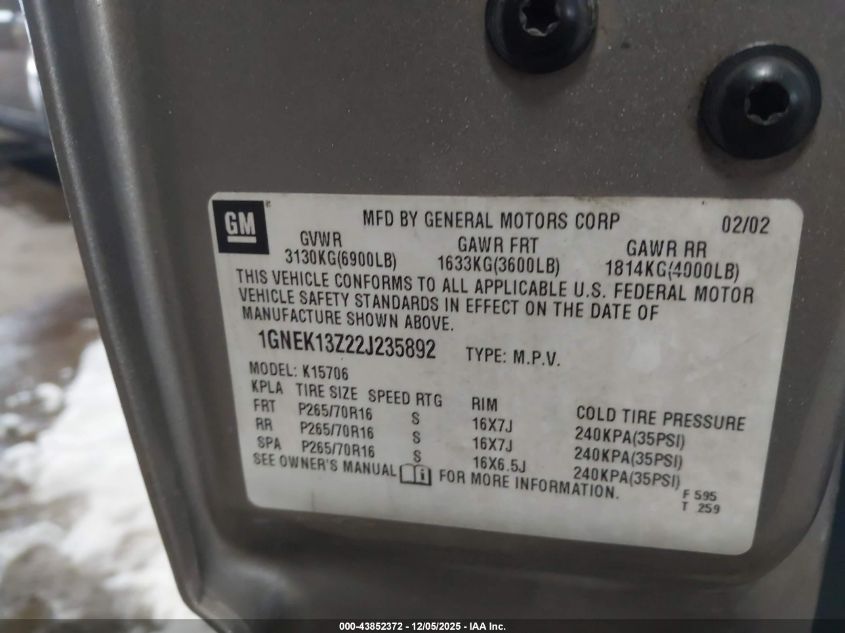 2002 Chevrolet Tahoe Ls VIN: 1GNEK13Z22J235892 Lot: 43852372