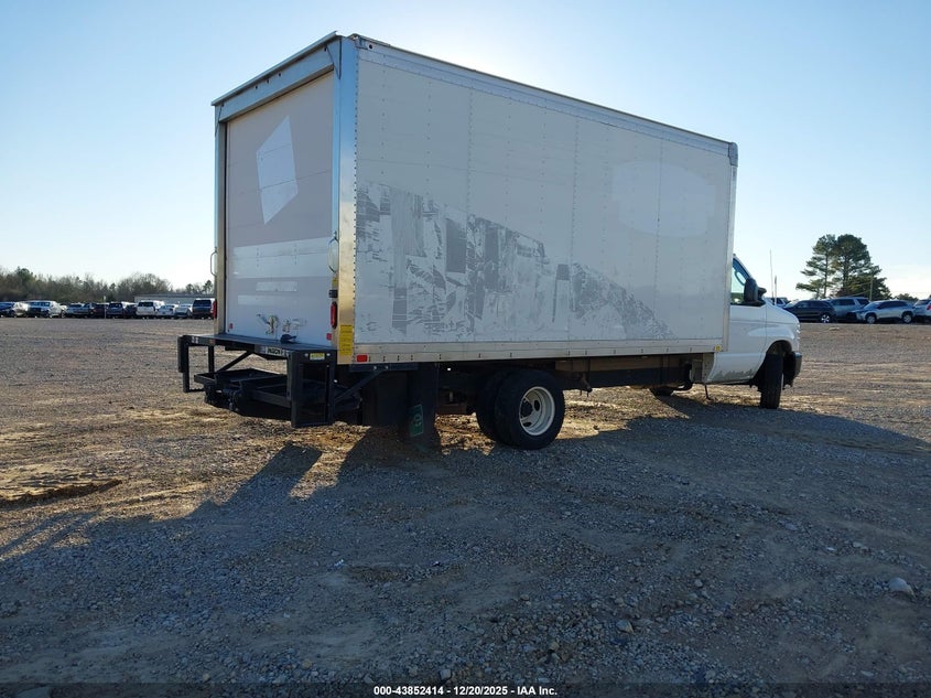 1FDWE3FN8RDD08860 2024 FORD ECONOLINE photo no. 4