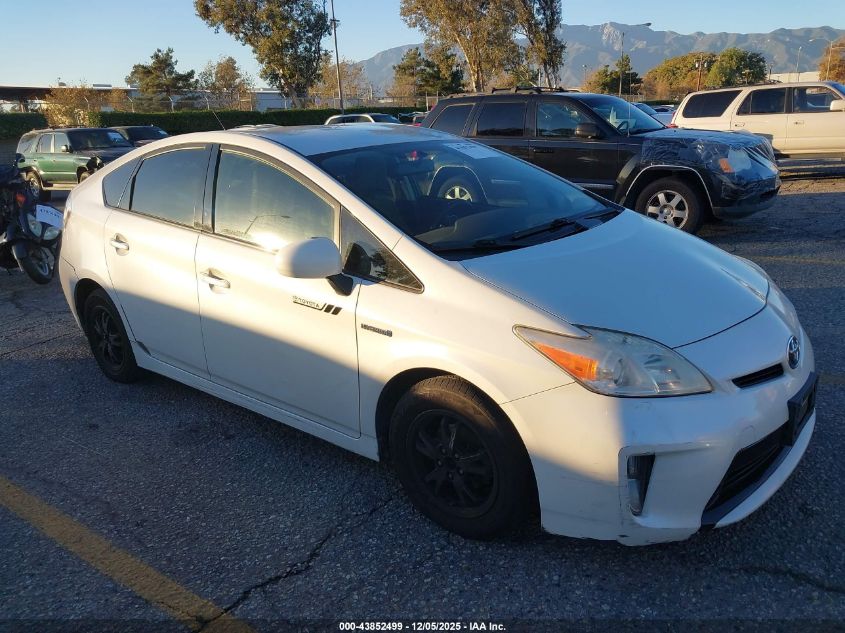 TOYOTA PRIUS THREE