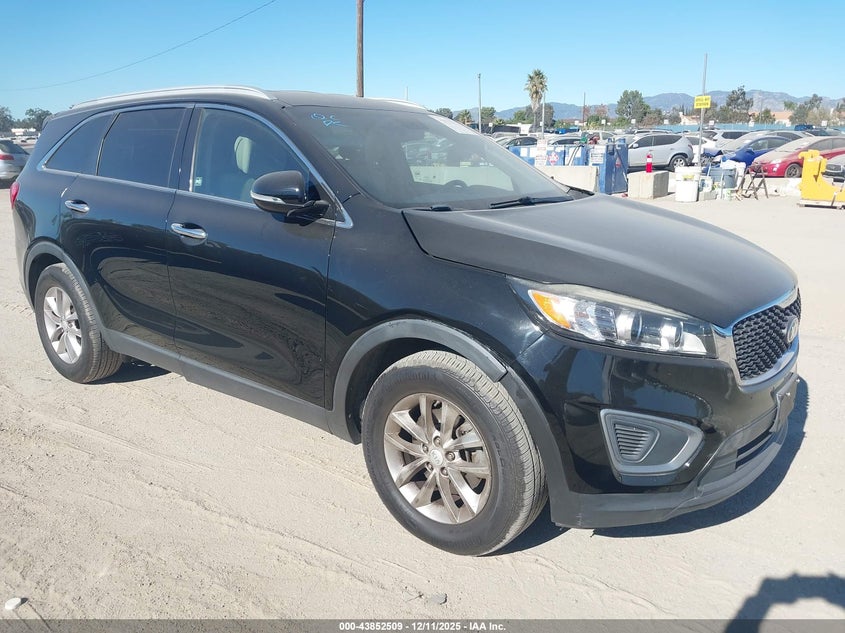 Vin: 5xypg4a37gg037934, lot: 44348012, kia sorento 2.4l lx 2016 img_1