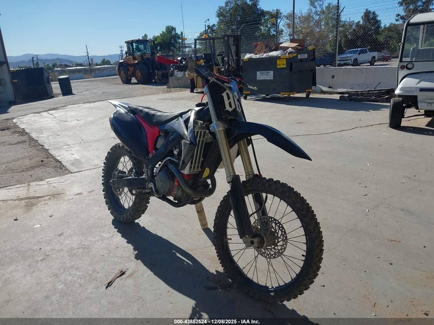 JH2PE0532BK901744 HONDA CRF450 Photo 1