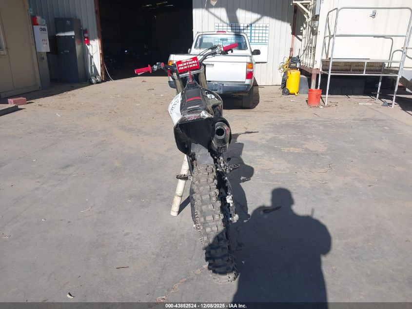 2011 Honda Crf450 R VIN: JH2PE0532BK901744 Lot: 43852524