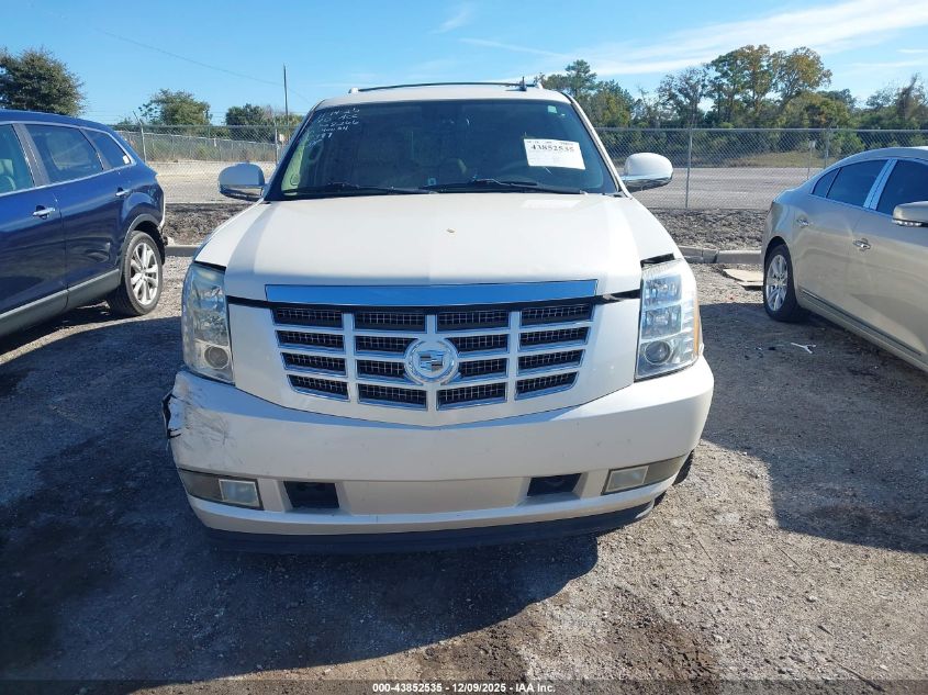 2011 Cadillac Escalade Standard VIN: 1GYS3AEF2BR400511 Lot: 43852535