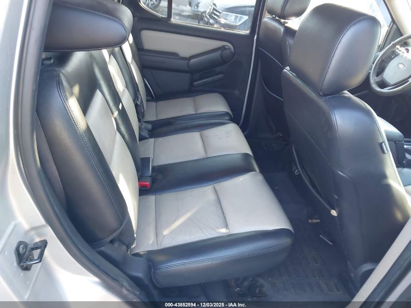 2007 Ford Explorer Sport Trac Limited VIN: 1FMEU33827UA19144 Lot: 43852594