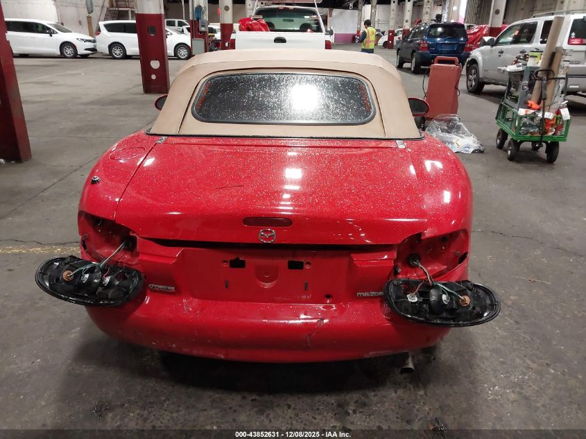 2001 Mazda Mx-5 Miata Ls/Special Edition VIN: JM1NB353710205966 Lot: 43852631