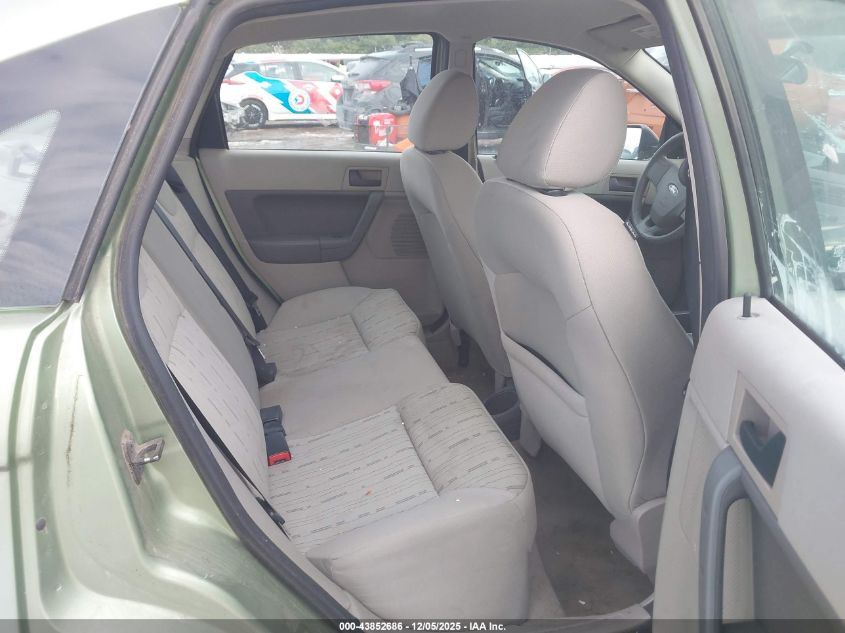 2008 Ford Focus Se/Ses VIN: 1FAHP35N68W136877 Lot: 43852686