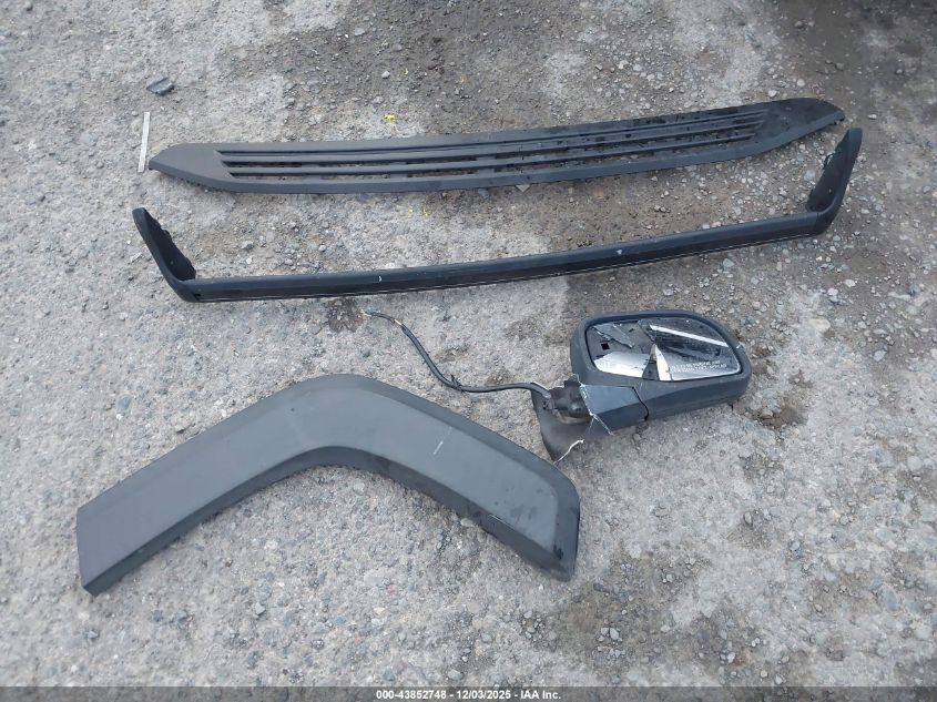 1993 Ford Explorer VIN: 1FMDU34X1PUE02381 Lot: 43852748