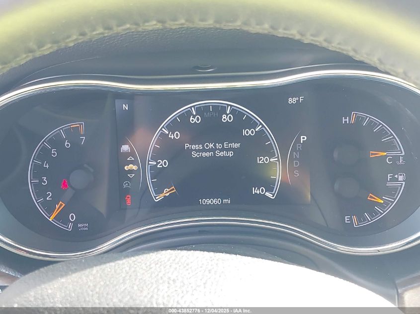 2015 Jeep Grand Cherokee Limited VIN: 1C4RJEBG5FC884889 Lot: 43852776