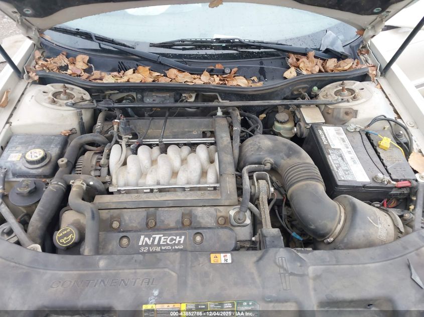 2002 Lincoln Continental VIN: 1LNHM97V92Y697620 Lot: 43852786