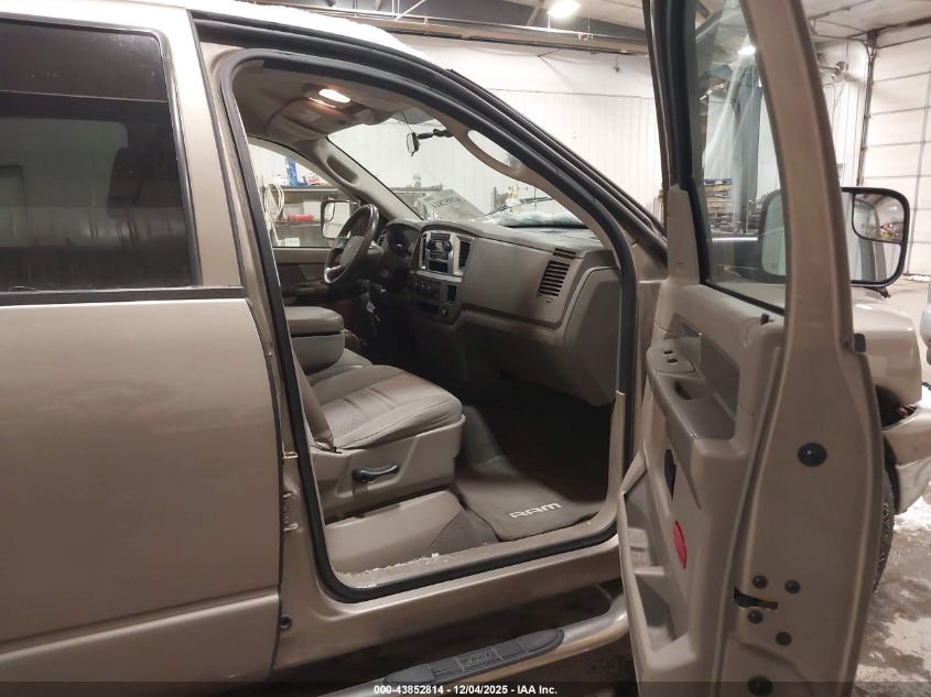 2007 Dodge Ram 1500 Slt/Trx4 Off Road/Sport VIN: 1D7HU18207J593193 Lot: 43852814