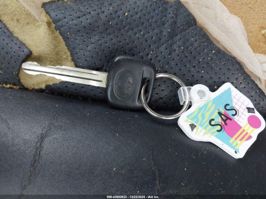 2003 Toyota Celica Gts VIN: JTDDY32TX30068135 Lot: 43852822