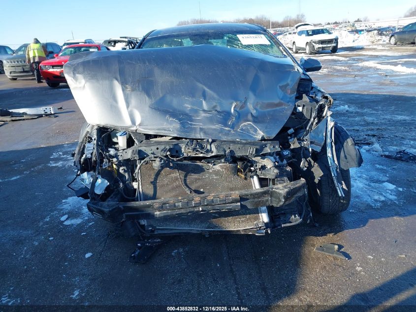 2018 Hyundai Sonata Sel VIN: 5NPE34AF5JH618085 Lot: 43852832