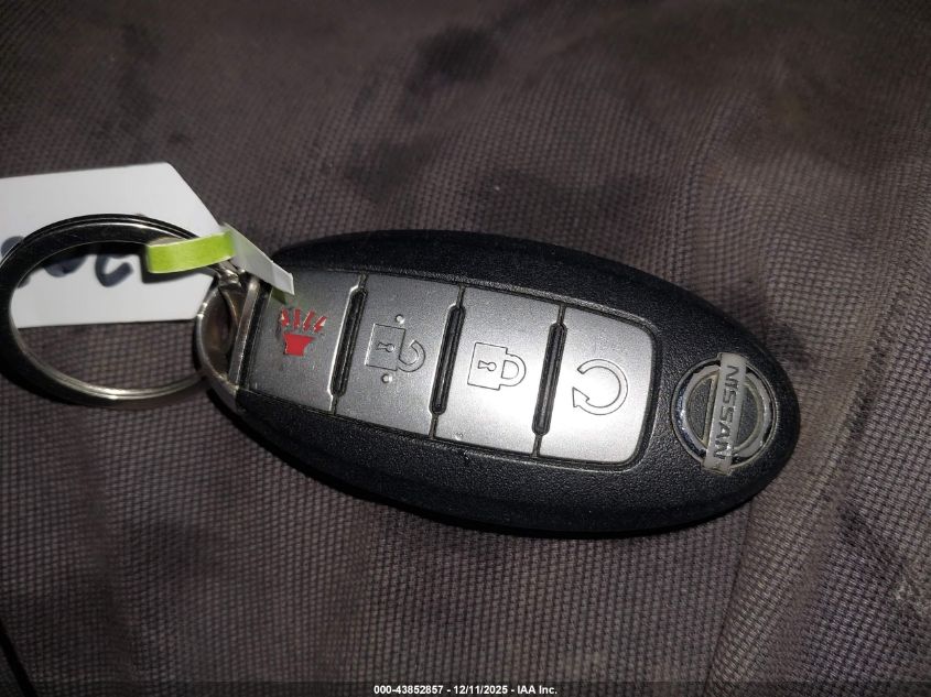 2017 Nissan Rogue Sl VIN: JN8AT2MT4HW153828 Lot: 43852857