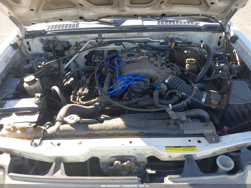 2001 Nissan Xterra Xe-V6 VIN: 5N1ED28T01C521557 Lot: 43852892