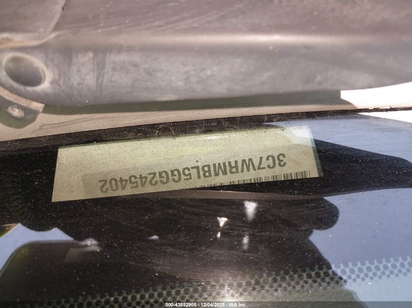 2016 Ram 5500 Chassis Tradesman/Slt VIN: 3C7WRMBL5GG245402 Lot: 43852905