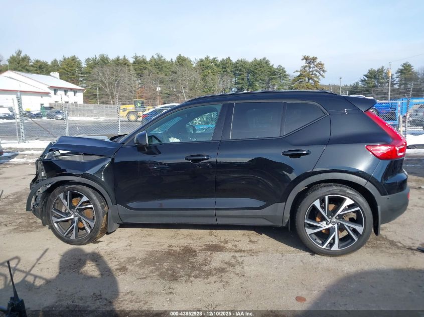 2019 Volvo Xc40 T5 Momentum/T5 R-Design VIN: YV4162XZ1K2017722 Lot: 43852928