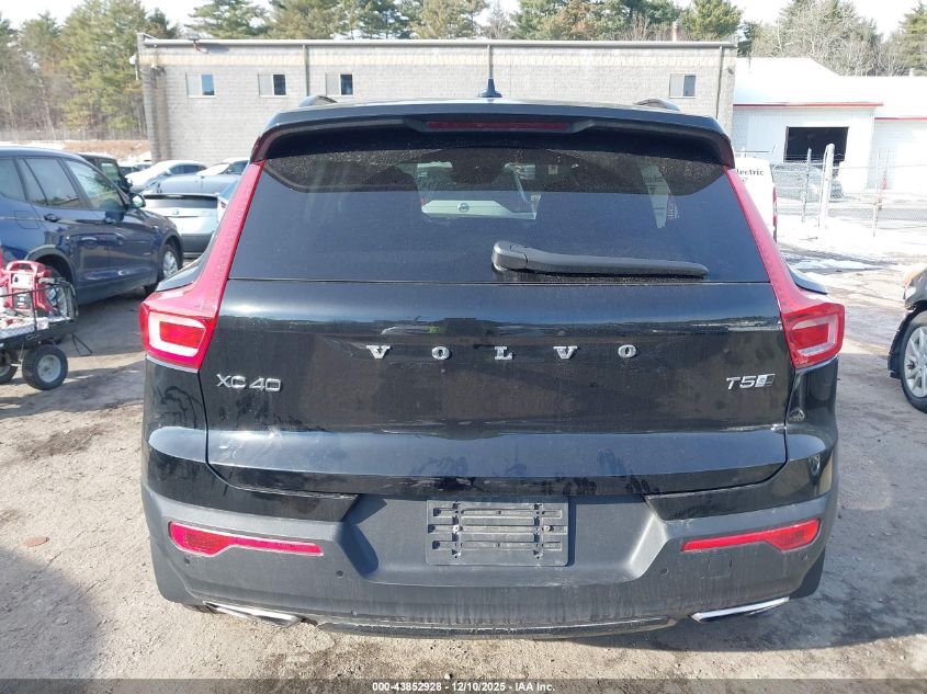 2019 Volvo Xc40 T5 Momentum/T5 R-Design VIN: YV4162XZ1K2017722 Lot: 43852928