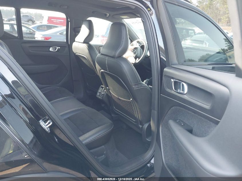 2019 Volvo Xc40 T5 Momentum/T5 R-Design VIN: YV4162XZ1K2017722 Lot: 43852928