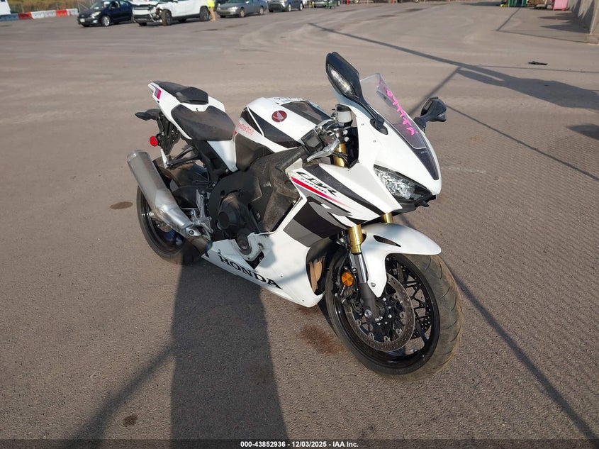 JH2SC775XTK900186 HONDA CBR1000 Photo 1