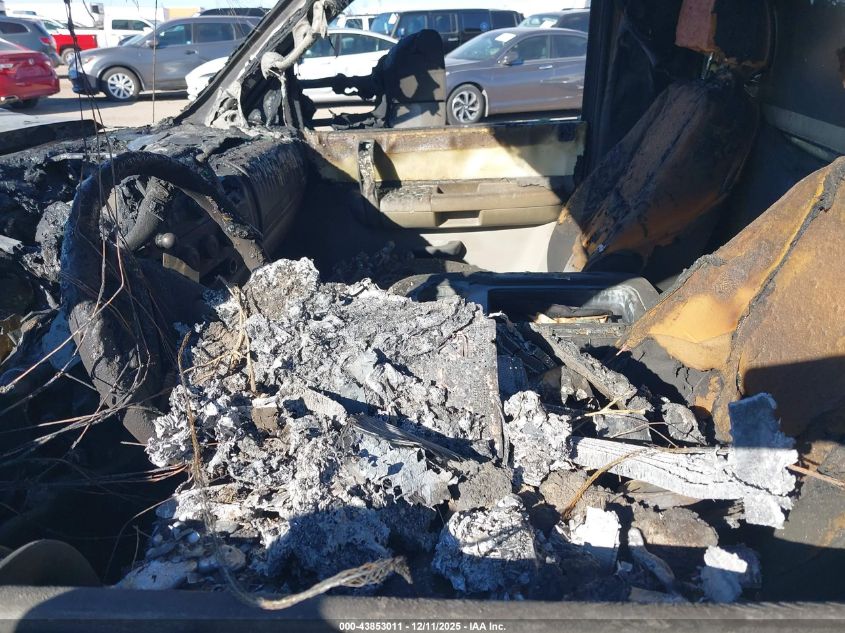 2007 Chevrolet Silverado 3500 Chassis Work Truck VIN: 1GBJK34627E558657 Lot: 43853011