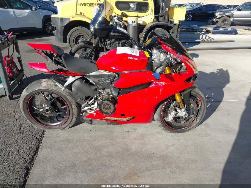 2012 Ducati Superbike 1199 Panigale/S VIN: ZDM14BPW2CB001002 Lot: 43853034