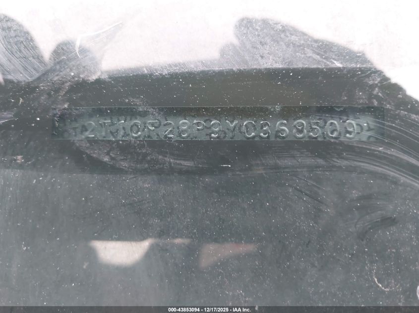 2000 Toyota Camry Solara Sle V6 VIN: 2T1CF28P9YC368509 Lot: 43853094