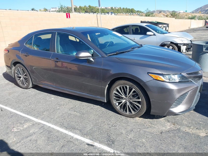 4T1B11HK9JU150468 2018 TOYOTA CAMRY photo no. 13