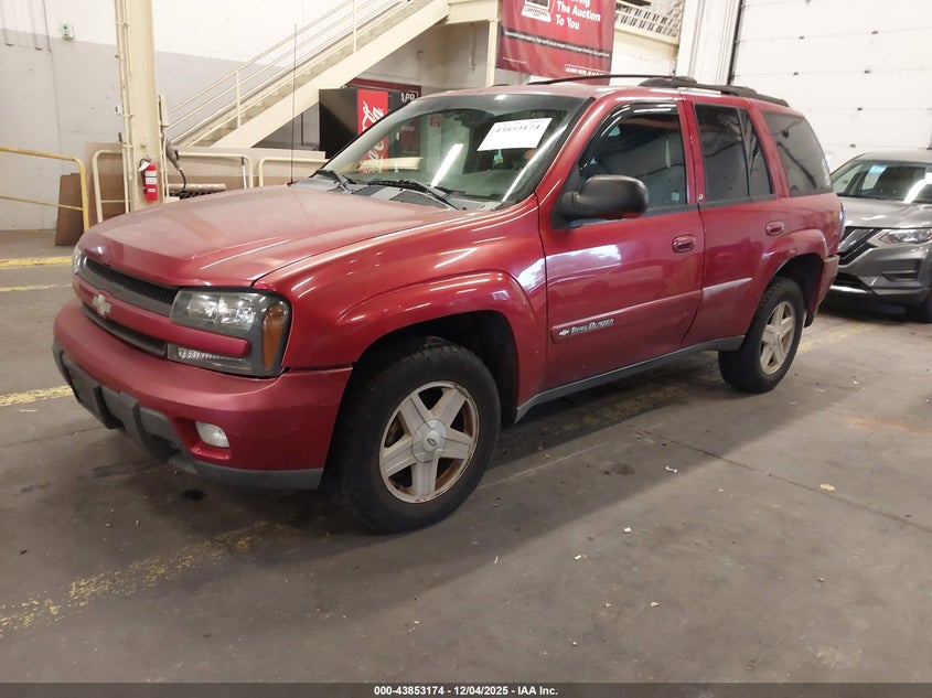 1GNDT13S122127964 2002 CHEVROLET TRAILBLAZER photo no. 2