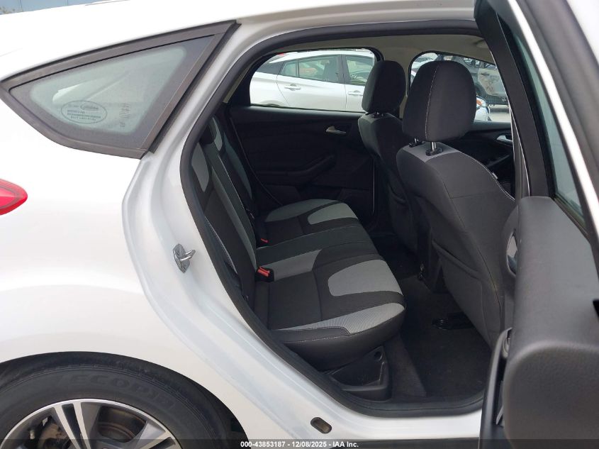 2014 Ford Focus Se VIN: 1FADP3K22EL421338 Lot: 43853187