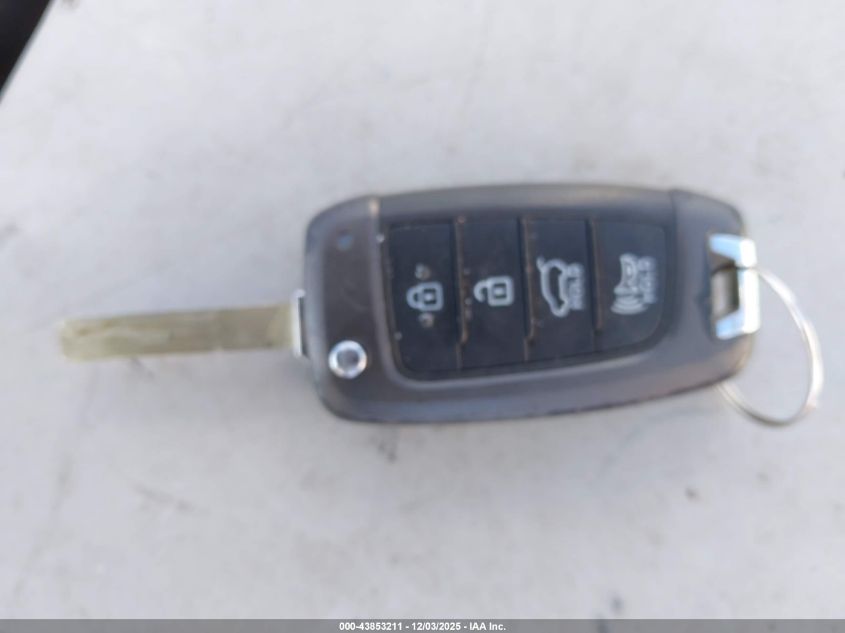 2019 Hyundai Santa Fe Se VIN: 5NMS23AD0KH031760 Lot: 43853211