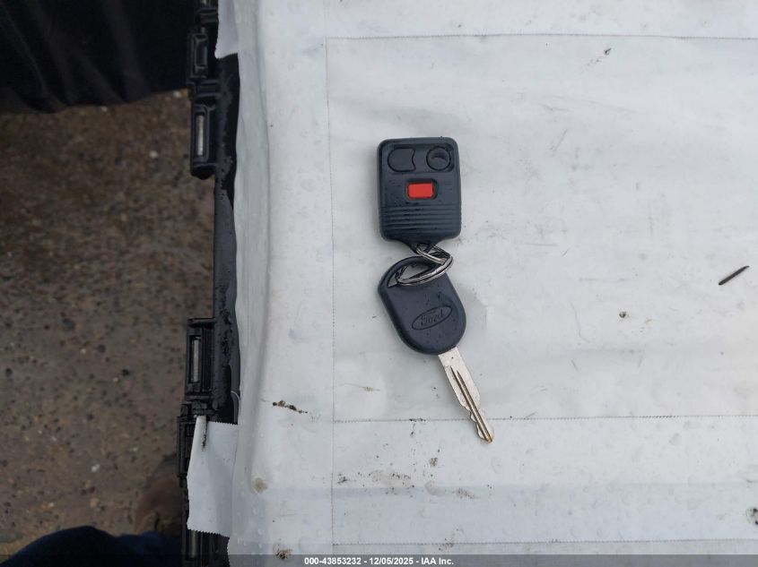 2004 Ford Expedition Nbx/Xlt VIN: 1FMFU16L74LB68160 Lot: 43853232