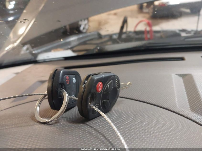 2009 Ford Escape Xlt VIN: 1FMCU03G29KA62555 Lot: 43853246