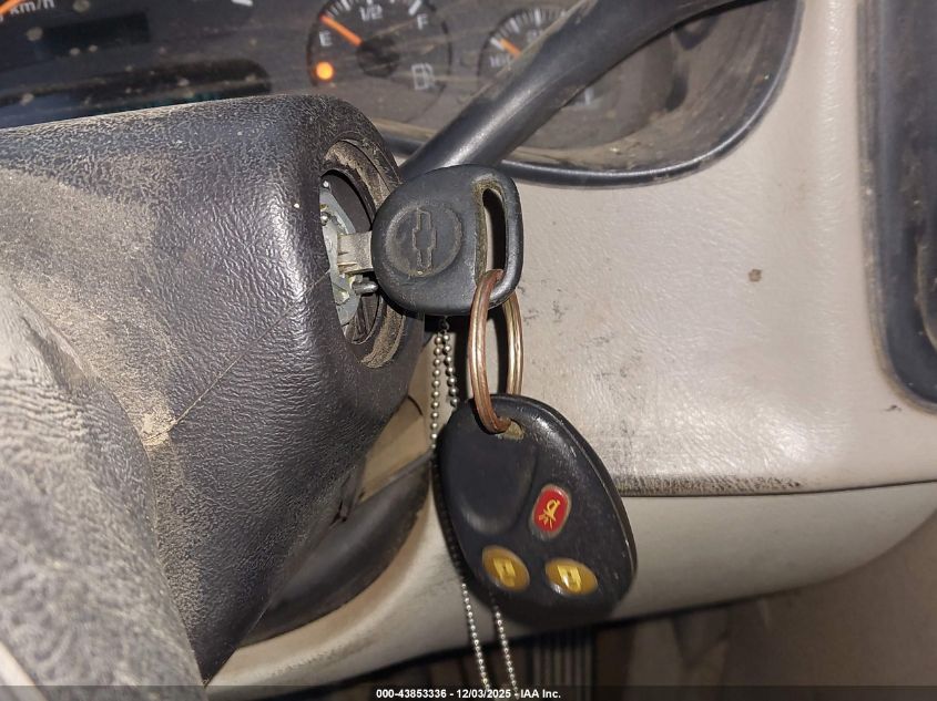 2003 Chevrolet Tahoe Z71 VIN: 1GNEK13T13R265772 Lot: 43853336