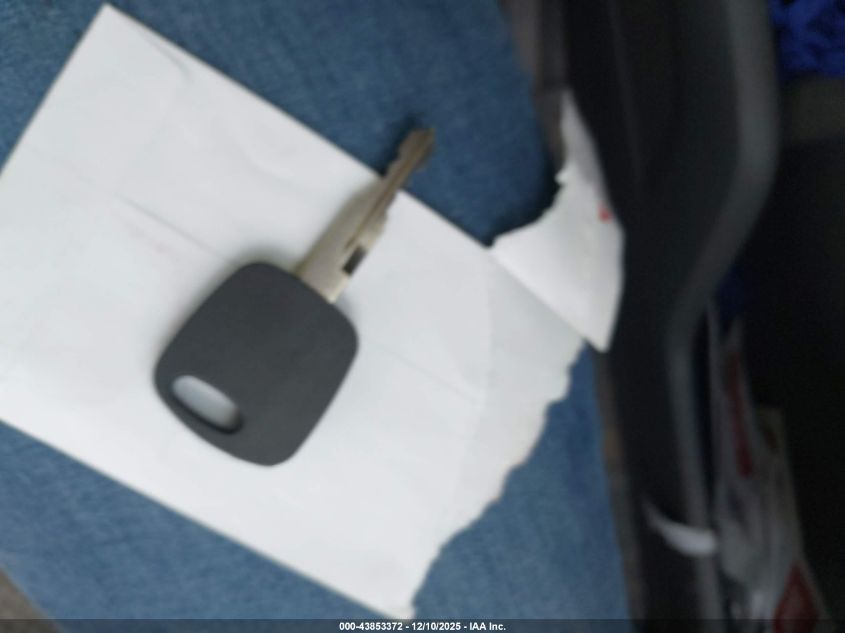 2000 Ford Expedition Eddie Bauer VIN: 1FMRU17L9YLB17776 Lot: 43853372