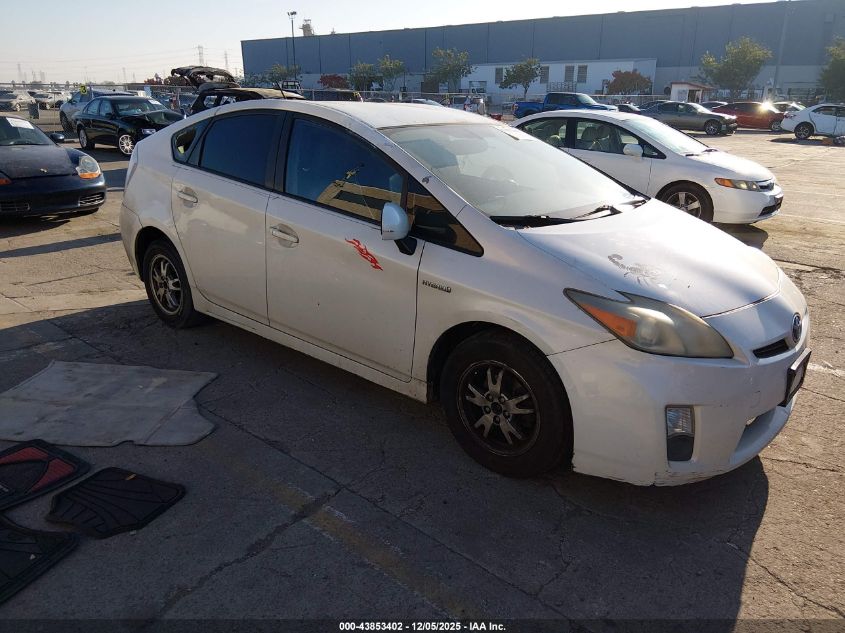 TOYOTA PRIUS IV