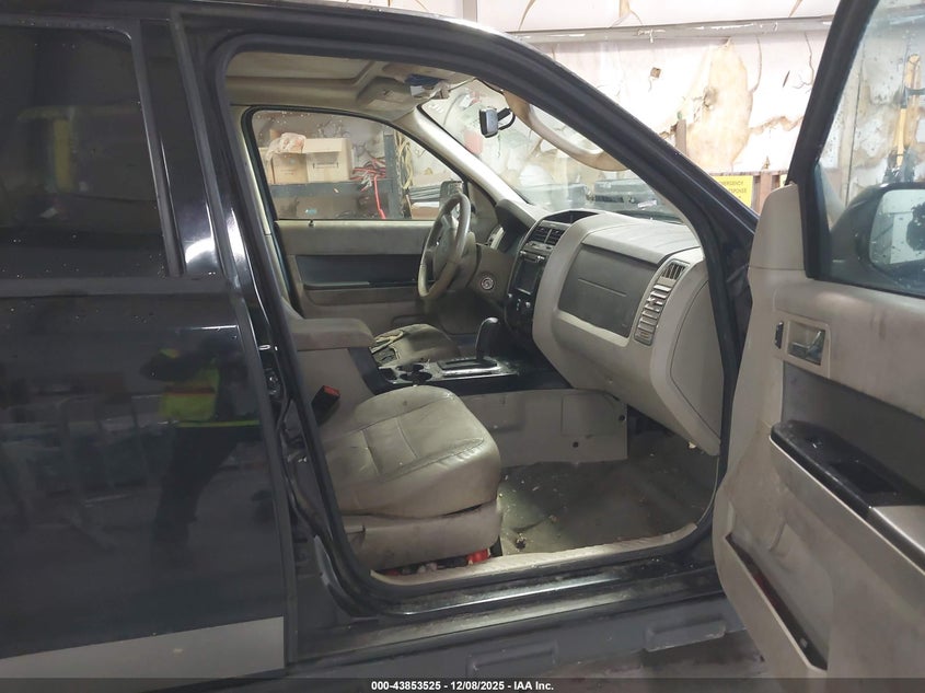 1FMCU5K34CKB29921 2012 FORD ESCAPE photo no. 5