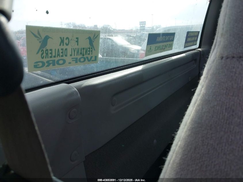 2000 Ford F-150 Work Series/Xl/Xlt VIN: 1FTZF172XYKB49793 Lot: 43853591