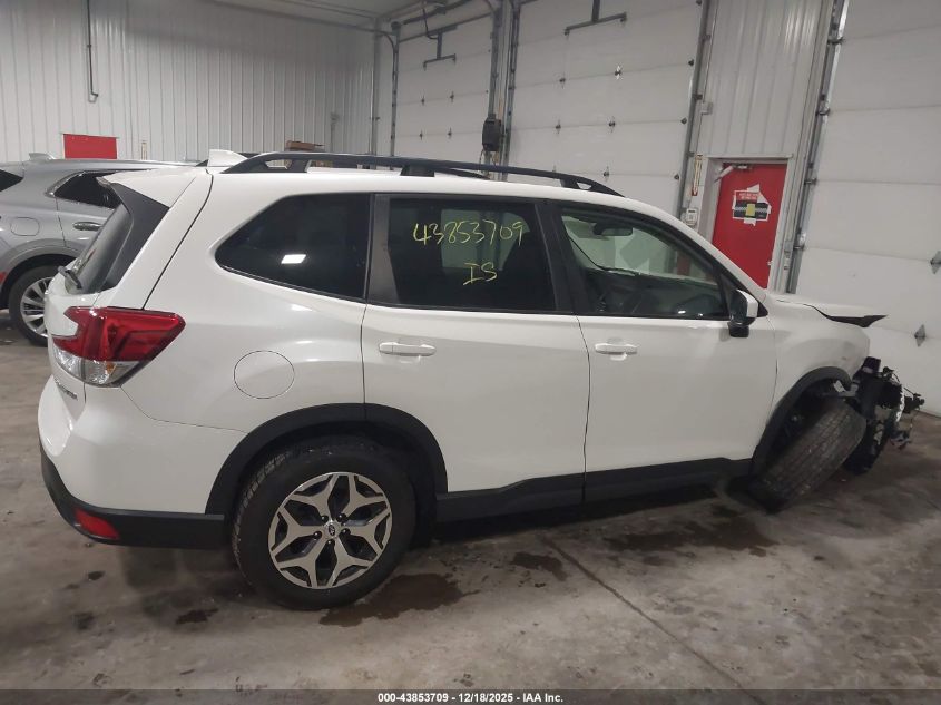 2022 Subaru Forester Premium VIN: JF2SKAEC2NH487093 Lot: 43853709