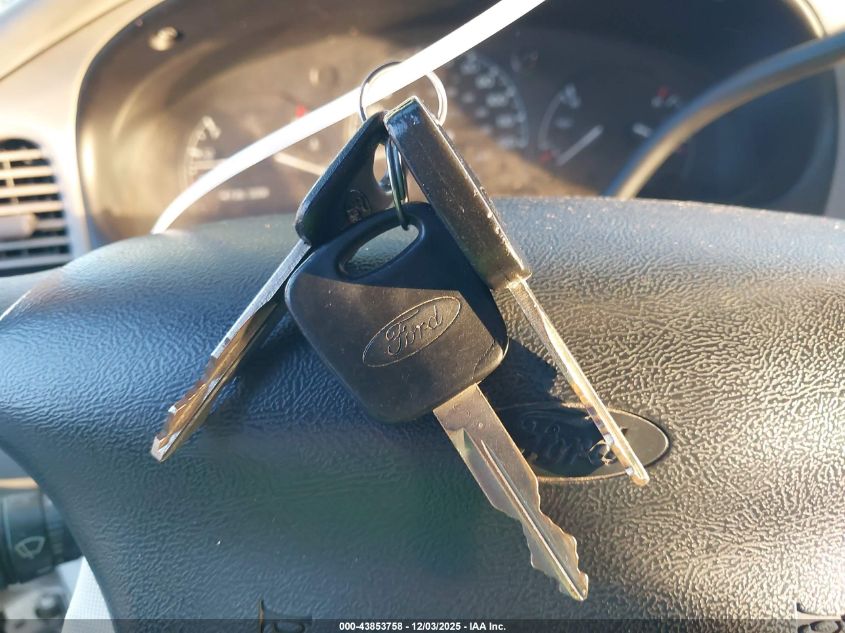 2000 Ford Ranger Xl/Xlt VIN: 1FTYR14V1YTA07568 Lot: 43853758