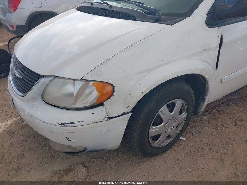 2D4GP24RX5R215139 2005 DODGE CARAVAN photo no. 6