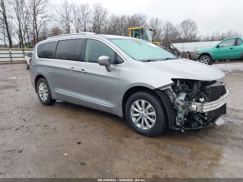 CHRYSLER PACIFICA TOURING L