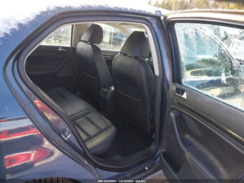 2010 Volkswagen Jetta Se VIN: 3VWRZ7AJ3AM060816 Lot: 43853941