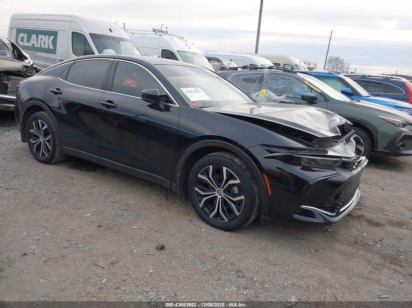 JTDAAAAF9S3034241 TOYOTA CROWN Photo 1