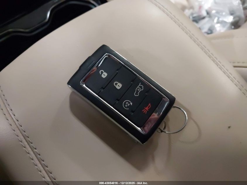 2022 Jeep Grand Cherokee Limited 4X4 VIN: 1C4RJHBG1N8558235 Lot: 43854016