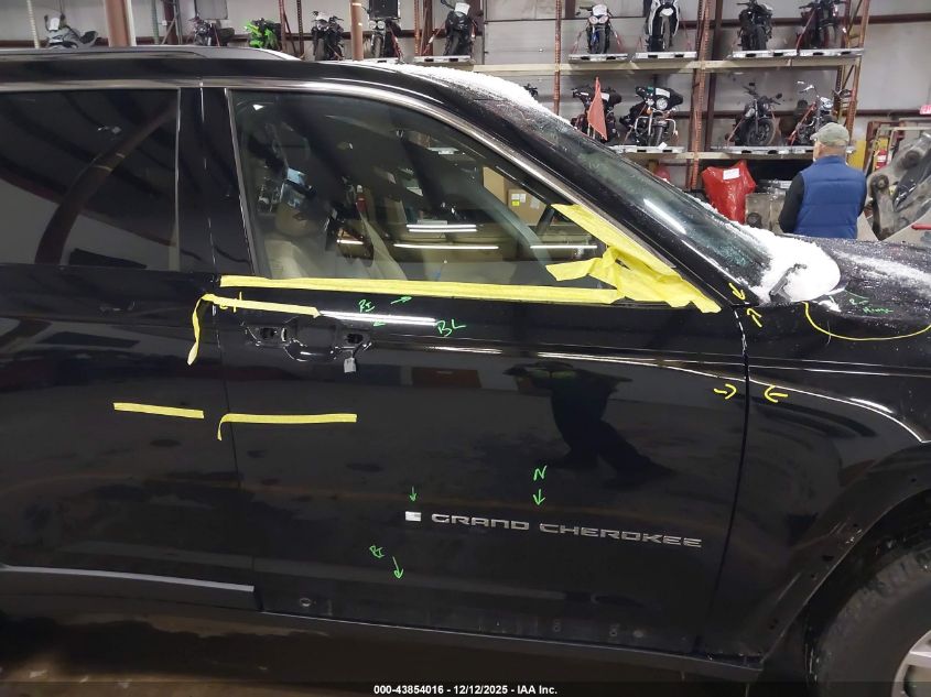 2022 Jeep Grand Cherokee Limited 4X4 VIN: 1C4RJHBG1N8558235 Lot: 43854016